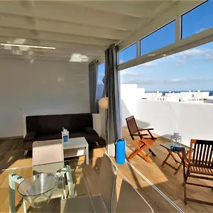 estudio-la-vela-puerto-calero.in-canary-islands.com/